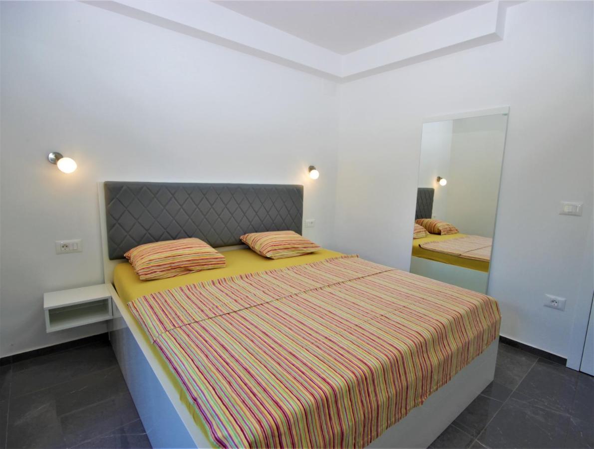 Apartments Smitran Banjole Kültér fotó