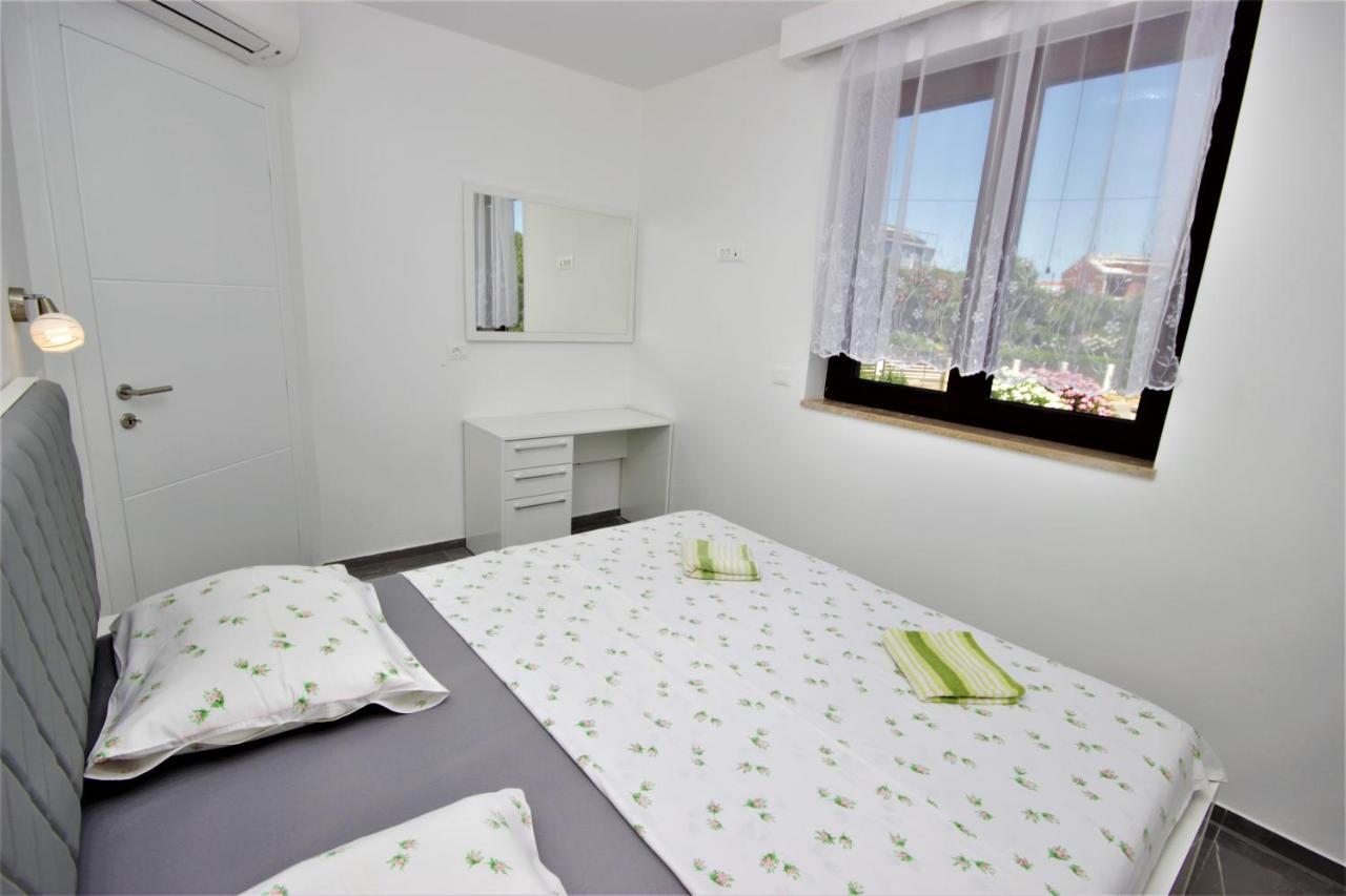 Apartments Smitran Banjole Kültér fotó
